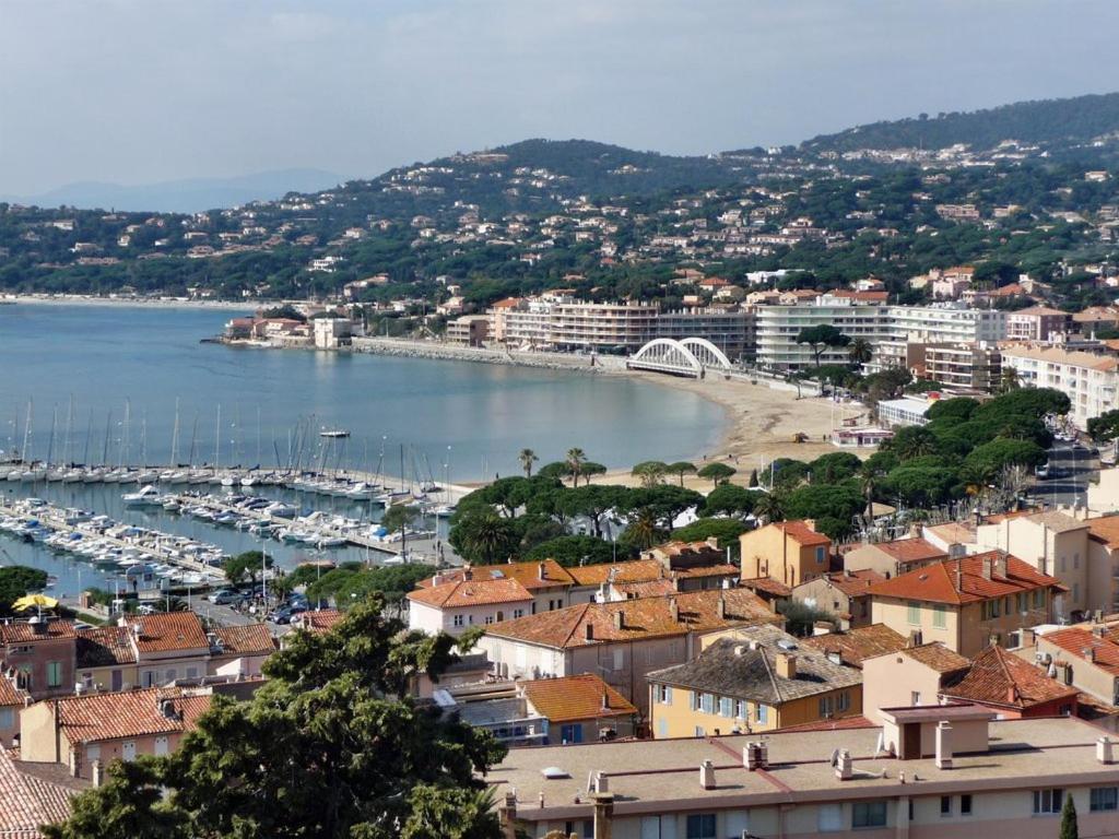 Terracotta By Les Appartements Mistretta Sainte-Maxime Exterior photo